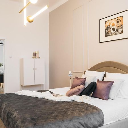 Luna Apartment - Loftaffair Cracovie Extérieur photo
