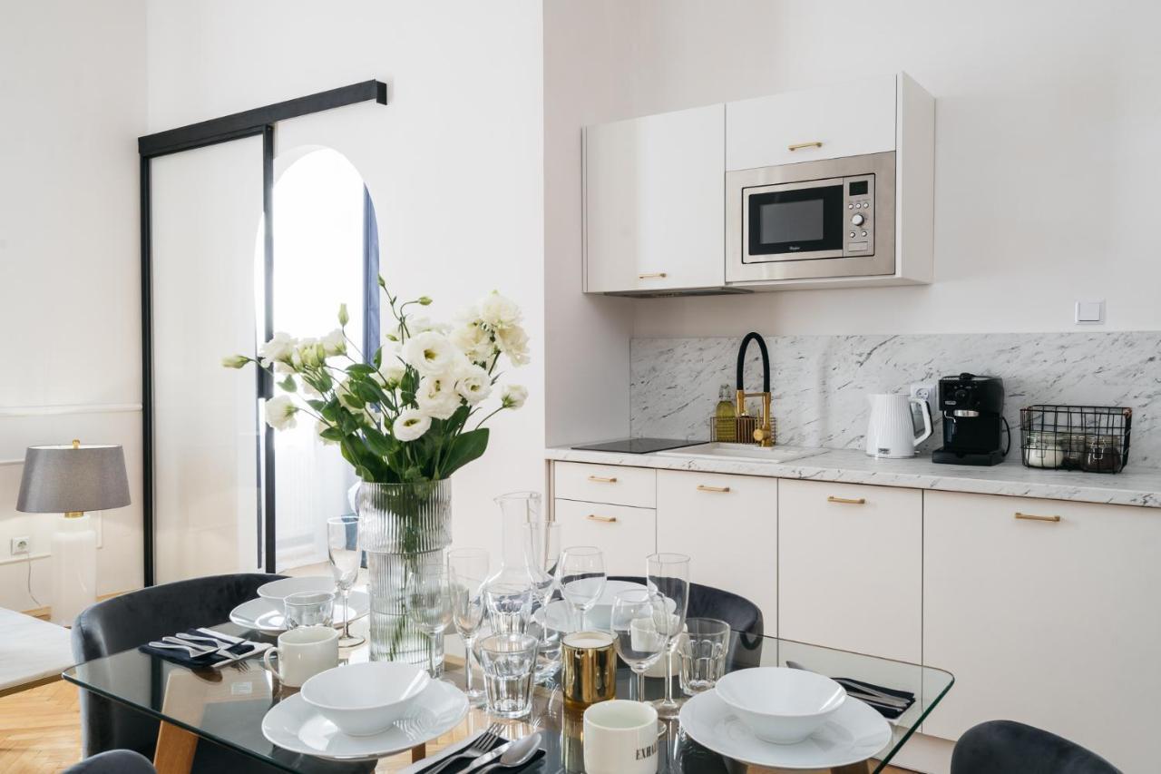 Luna Apartment - Loftaffair Cracovie Extérieur photo