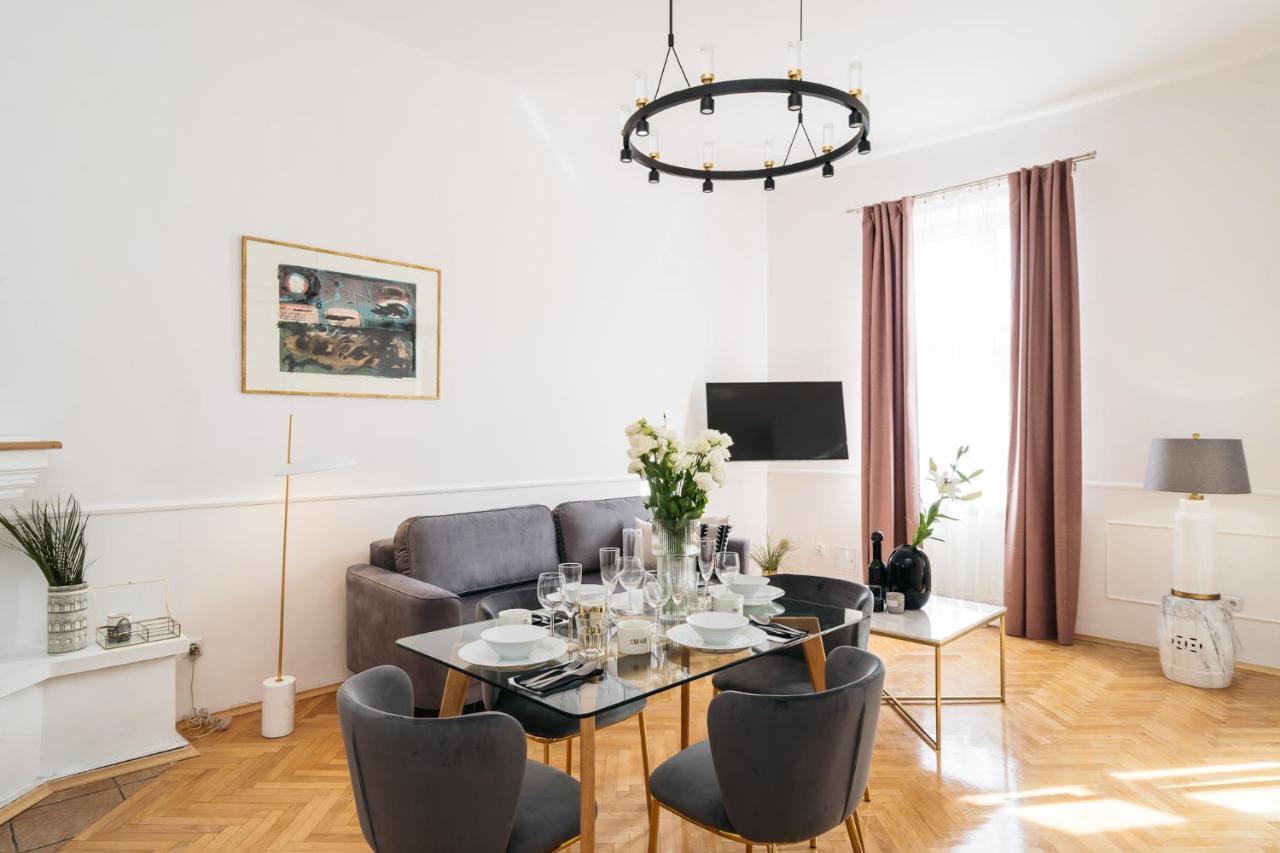 Luna Apartment - Loftaffair Cracovie Extérieur photo