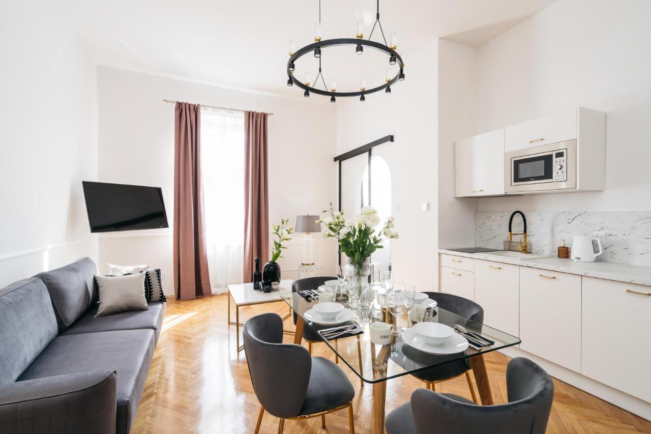 Luna Apartment - Loftaffair Cracovie Extérieur photo